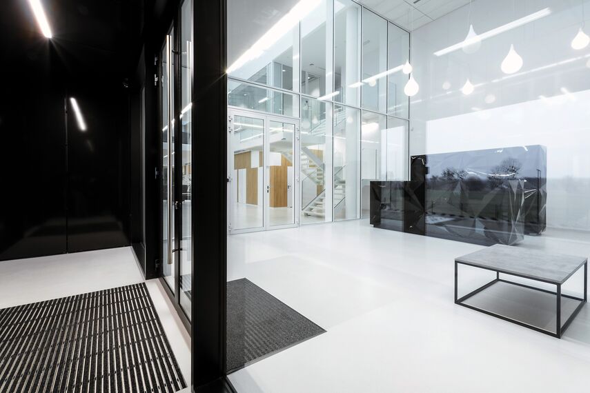 ConceptSystem 59Pa Prozori и CW 50-HI Fasade - Pivexin Technology Headquarter налази се у Babice, Poland