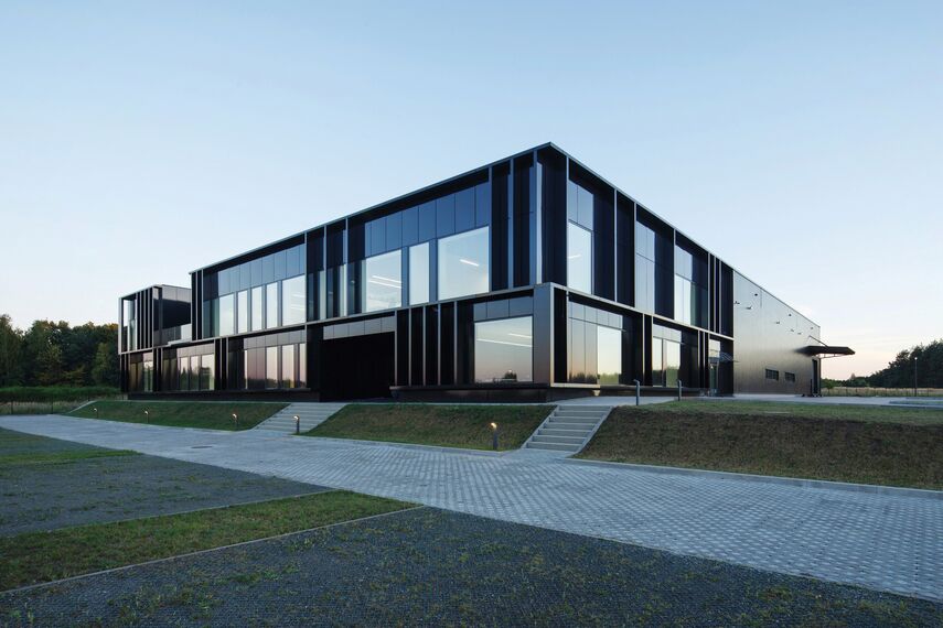 ConceptSystem 59Pa Prozori и CW 50-HI Fasade - Pivexin Technology Headquarter налази се у Babice, Poland