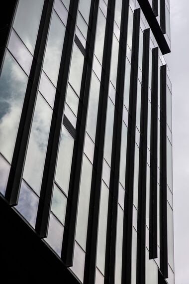 ConceptWall 60 Fasade, HiFinity Klizni sistemi и ConceptSystem 68 Vrata - Апартмански комплекс Now Bomonti налази се у Istanbul, Turkey