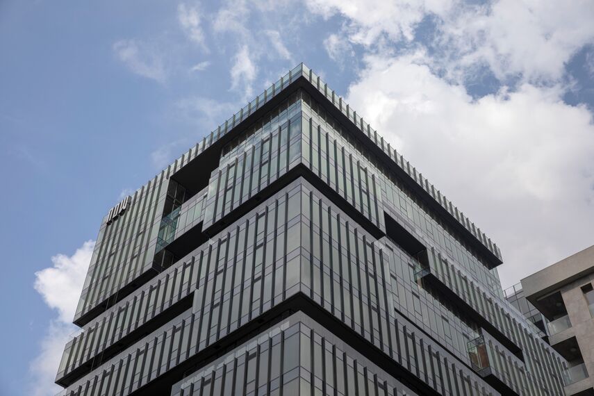 ConceptWall 60 Fasade, HiFinity Klizni sistemi и ConceptSystem 68 Vrata - Апартмански комплекс Now Bomonti налази се у Istanbul, Turkey