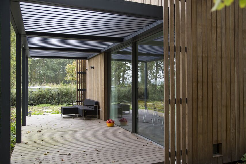 CS 86-HI (c) Отказани системи, ConceptWall 50 Fasade и HiFinity Klizni sistemi - Villa Forest villa Voorschoten налази се у Voorschoten, The Netherlands