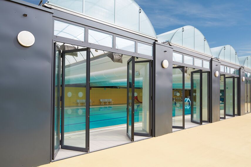 CS 86-HI (c) Отказани системи и ConceptFolding 77 Klizni sistemi - Swimming pool Swimming Pool налази се уFrance