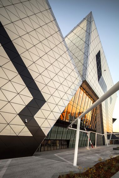 CW 50-SC Fasade - Entertainment Perth Arena налази се у Perth, Australia