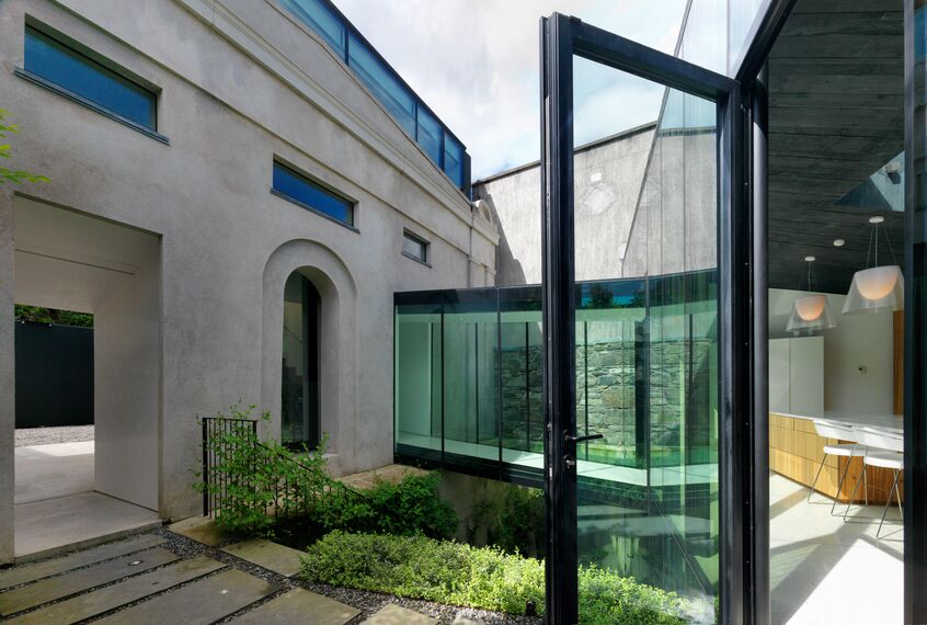 ConceptWall 50 Fasade - House Private House Flynn Mews налази се у Dublin, Ireland