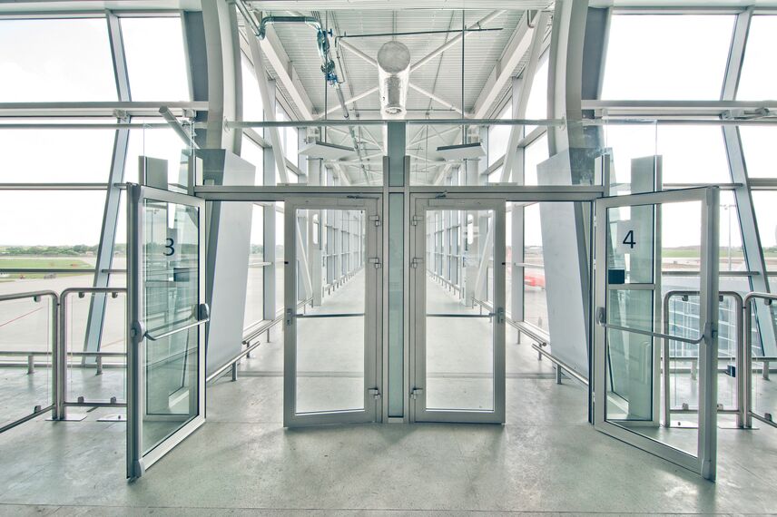 ConceptWall 50 Fasade - International airport Lviv Danylo Halytskyi налази се у Lviv, Ukraine