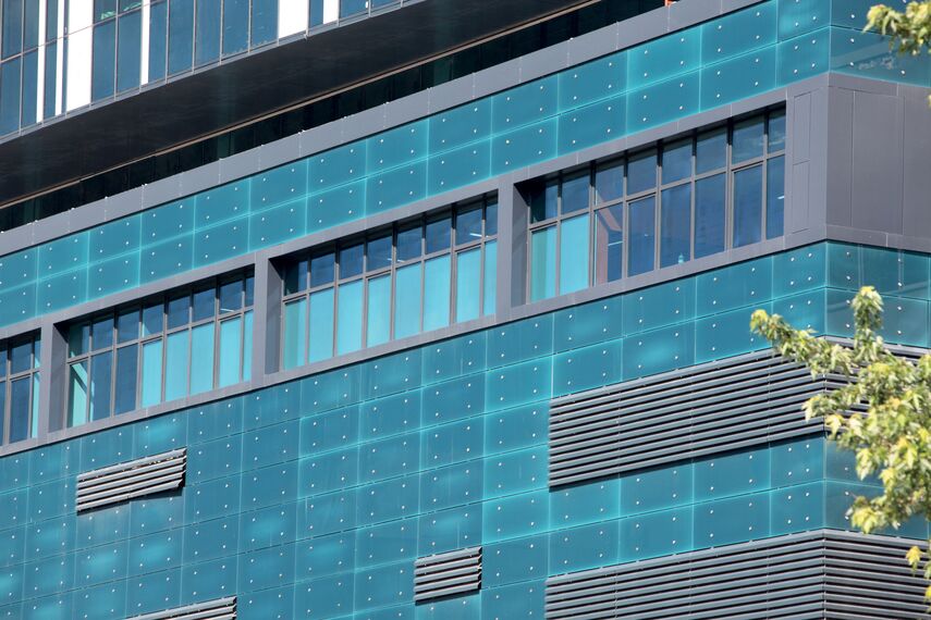 ConceptSystem 77 Vrata, ConceptWall 50 Fasade и ConceptSystem 77 Prozori - Business center 101 Tower налази се у Kiev, Ukraine