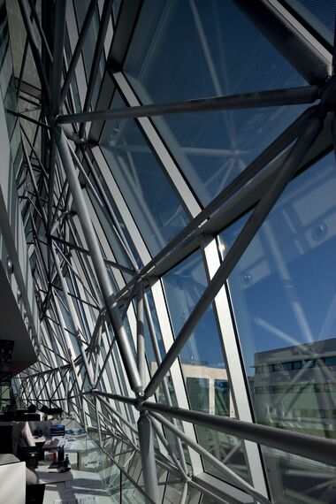 ConceptSystem 77 Vrata, ConceptWall 60 Fasade и ConceptSystem 77 Prozori - Office building Ambar Engineering & Innovation Centre налази се у Santander, Spain