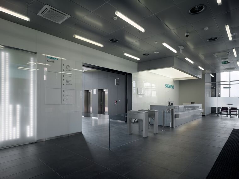 ConceptWall 50 Fasade - Business center Zápádní město (city west) налази се у Prague, Czech Republic