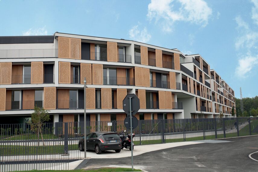 ConceptSystem 77 Vrata - Office building Milanofiori 2000 налази се у Milan, Italy