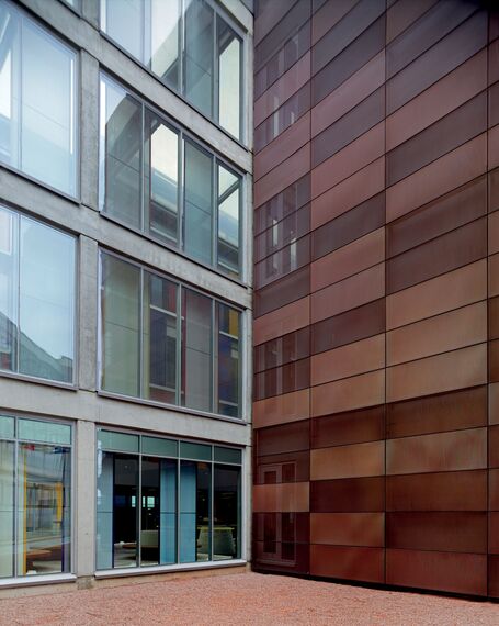 ConceptWall 50 Fasade - Bank Yapi Kredi Bank Academy налази се у Istanbul, Turkey