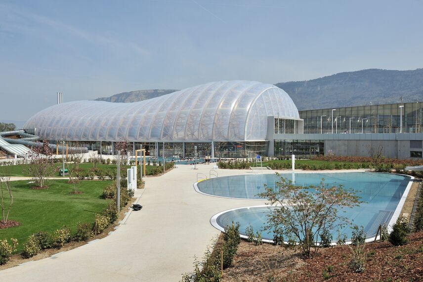 ConceptWall 50 Fasade - Swimming pool Vitam' Parc Neydens налази се у Neydens, France