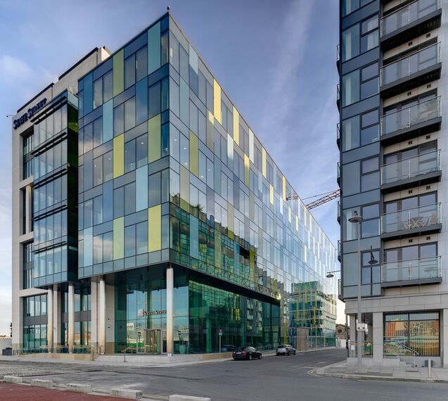 ConceptWall 60 Fasade - Office building Sir John Rogerson's Quay налази се у Dublin, Ireland
