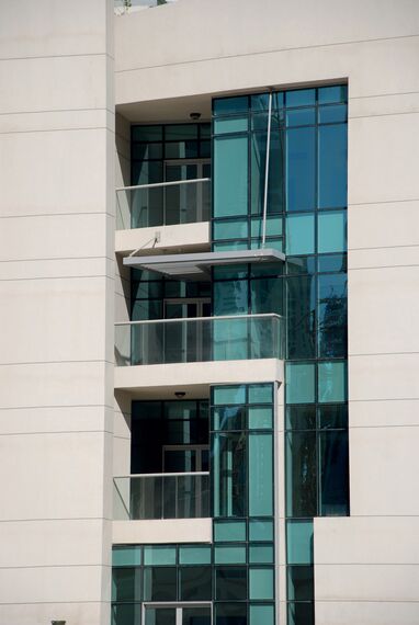 ConceptWall 50 Fasade - Апартмански комплекс Bayside Residence налази се у Dubai, United Arab Emirates