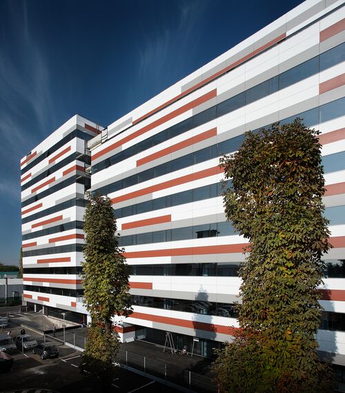 ConceptWall 50 Fasade - Office building RAMS Business centre налази се у Bucharest, Romania