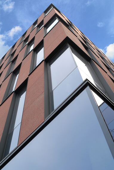 ConceptWall 60 Fasade - Office building Tiensevest Office Complex налази се у Leuven, Belgium