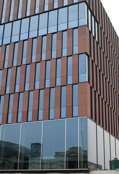 ConceptWall 60 Fasade - Office building Tiensevest Office Complex налази се у Leuven, Belgium