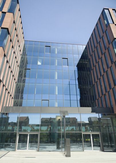 ConceptWall 60 Fasade - Office building Tiensevest Office Complex налази се у Leuven, Belgium