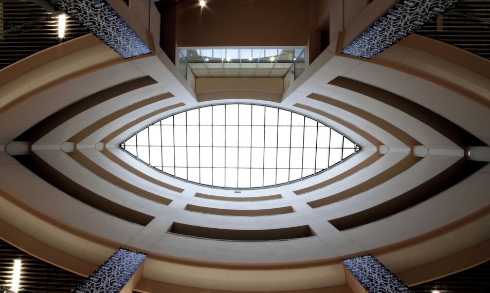 BriseSoleil 100 Sistemi za zaštitu od sunca и ConceptWall 50 Fasade - Office building Arkady Wrocławskie налази се у Wrocław, Poland