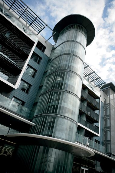 ConceptWall 50 Fasade - Апартмански комплекс Sainsbury's Maidenhead налази се у Maidenhead, United Kingdom