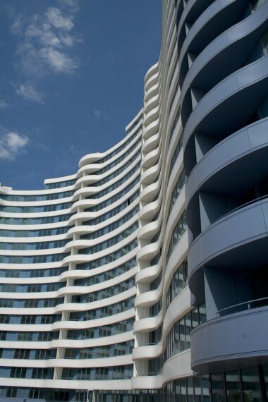 ConceptSystem 77 Vrata и ConceptSystem 77 Prozori - Апартмански комплекс White Sails налази се у Odessa, Ukraine