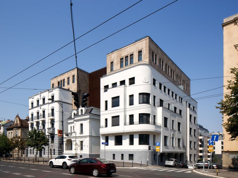 ConceptSystem 77 Vrata, ConceptSystem 77 Prozori и ConceptWall 50 Fasade - Kneza Miloša Residence налази се у Beograd, Serbia
