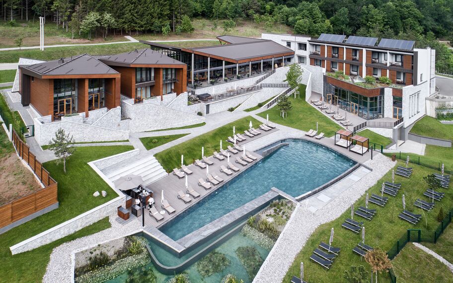 ConceptSystem 77 Prozori, ConceptSystem 77 Vrata и ConceptWall 50 Fasade - Hotel Ramonda налази се у Rtanj, Serbia