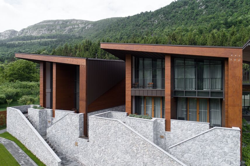 ConceptSystem 77 Prozori, ConceptSystem 77 Vrata и ConceptWall 50 Fasade - Hotel Ramonda налази се у Rtanj, Serbia