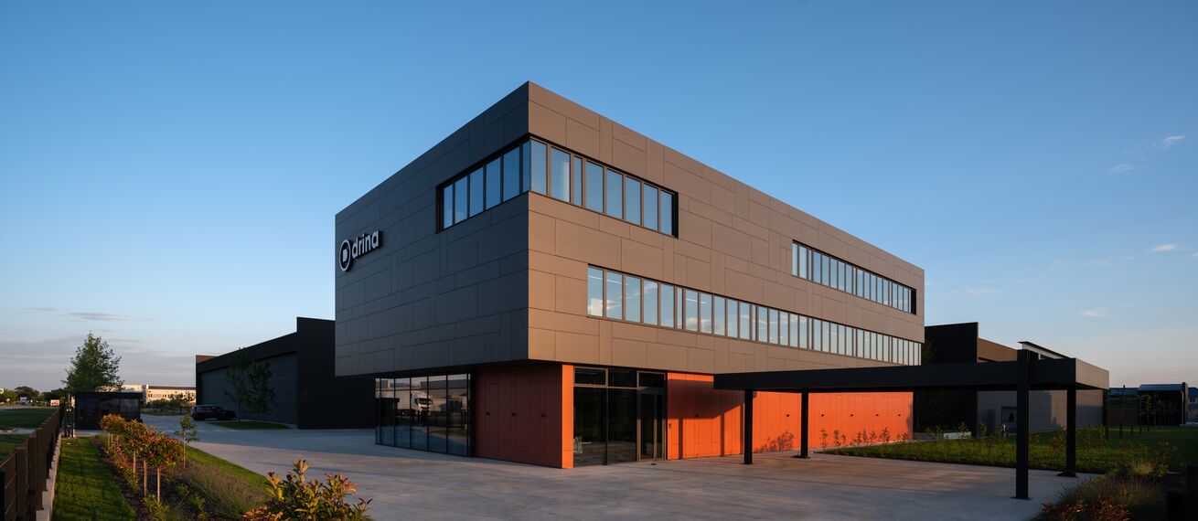 ConceptWall 50 Fasade, ConceptSystem 77 Vrata и ConceptSystem 77 Prozori - Drina Plastika налази се у Nova Pazova, Serbia