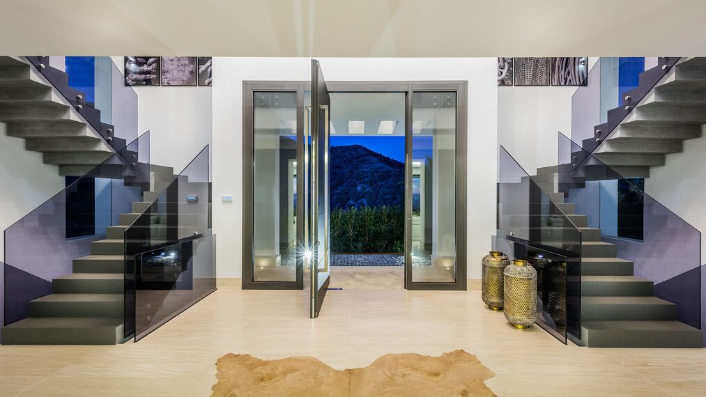 HiFinity Klizni sistemi, ConceptSystem 77 Prozori и EcoSystem 50 Prozori - Heaven 11 налази се у Marbella, Spain