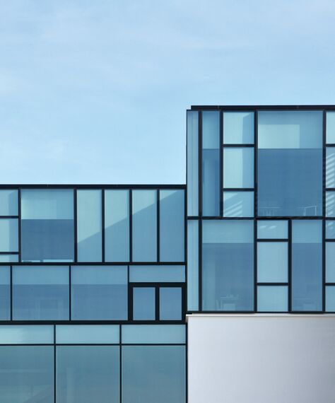 HiFinity Klizni sistemi, BriseSoleil 100 Sistemi za zaštitu od sunca, MasterLine 8 Prozori, CW 60-SC Fasade, CW 86 Standard Fasade и CW 86-EF Fasade - Office building Reynaers Campus: Experience Centre налази се у Duffel, Belgium