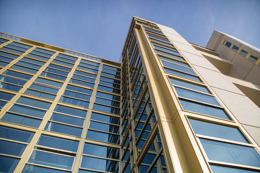 ConceptSystem 77 Vrata, ConceptFolding 77 Klizni sistemi и ConceptWall 50 Fasade - Philips Light Tower Lofts налази се у Eindhoven, The Netherlands