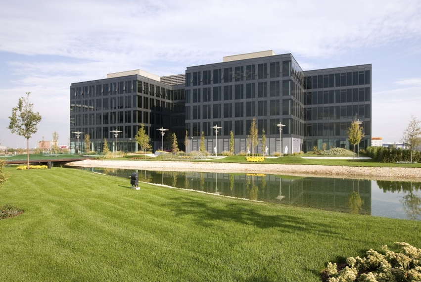 ConceptWall 86 Fasade - Sofia Airport Centre налази се у Sofia, Bulgaria