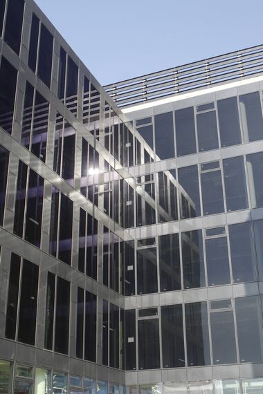 ConceptWall 86 Fasade - Sofia Airport Centre налази се у Sofia, Bulgaria