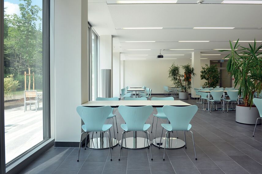 ConceptWall 86 Fasade - MAN Corporate Centre налази се у München, Germany