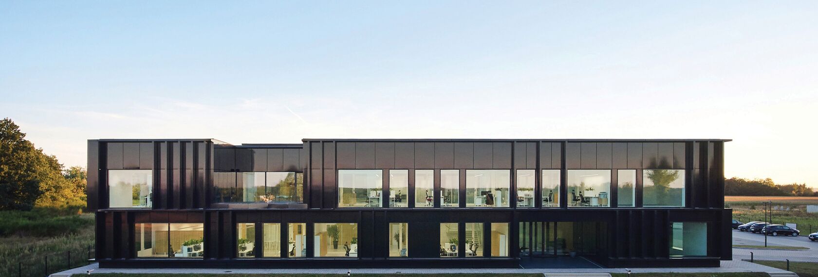 ConceptSystem 59Pa Prozori и CW 50-HI Fasade - Pivexin Technology Headquarter налази се у Babice, Poland