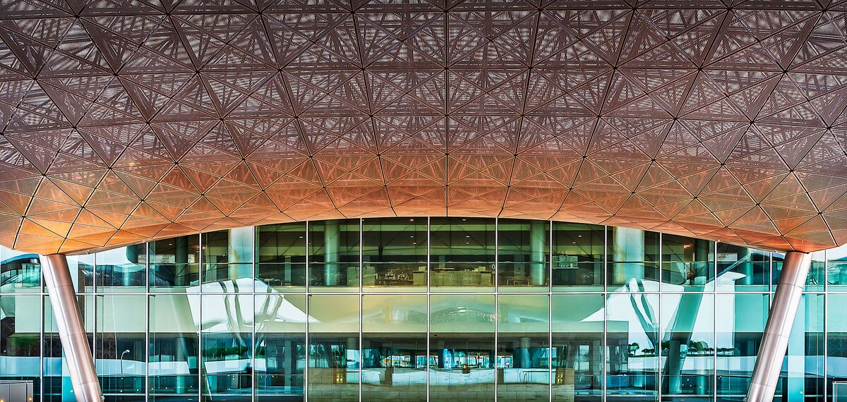 ConceptSystem 68 Prozori, ConceptSystem 59Pa Prozori и ConceptWall 50 Fasade - Congress center Qatar National Convention Centre налази се у Doha, Qatar