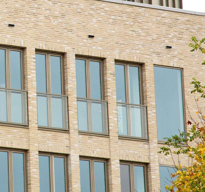 MasterLine 8 Balcony Door