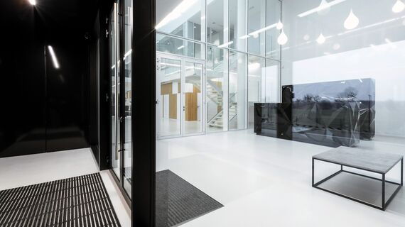 ConceptSystem 59Pa Prozori и CW 50-HI Fasade - Pivexin Technology Headquarter налази се у Babice, Poland