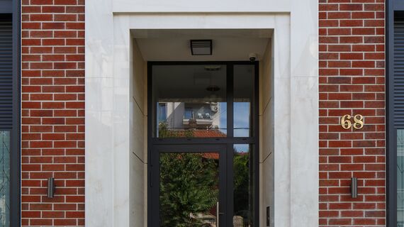 SlimLine 38 Prozori и SlimLine 38 Vrata - Đorđa Vajferta налази се у Beograd, Serbia